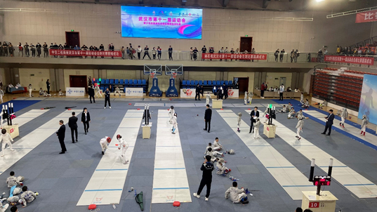 乘秋风御剑 骋赛场夺金 ——九游九游体育羿剑社队员在武汉第十一届市运会取得佳绩  