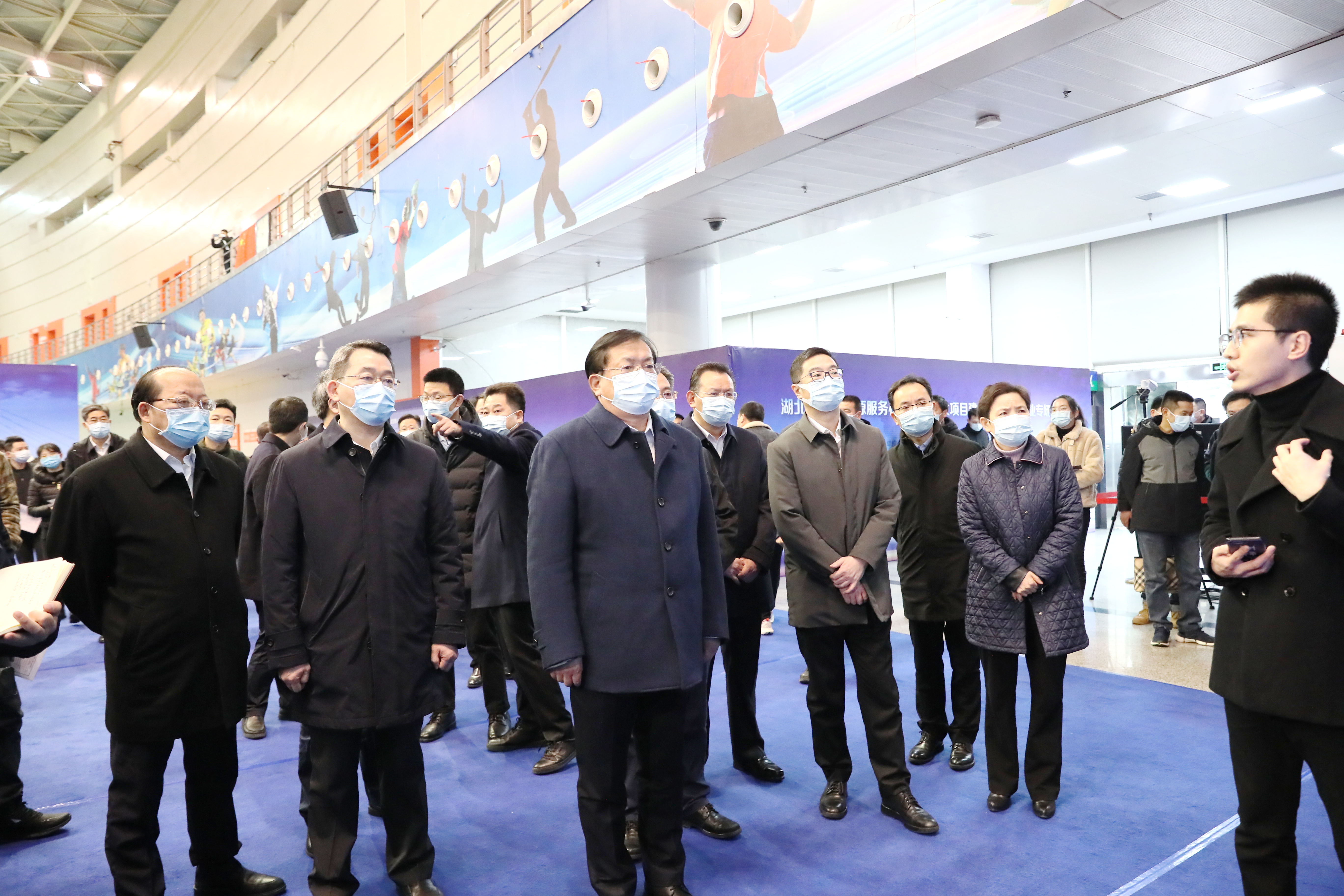 我省保用工促就业系列活动在九游体育举办 王忠林到现场考察