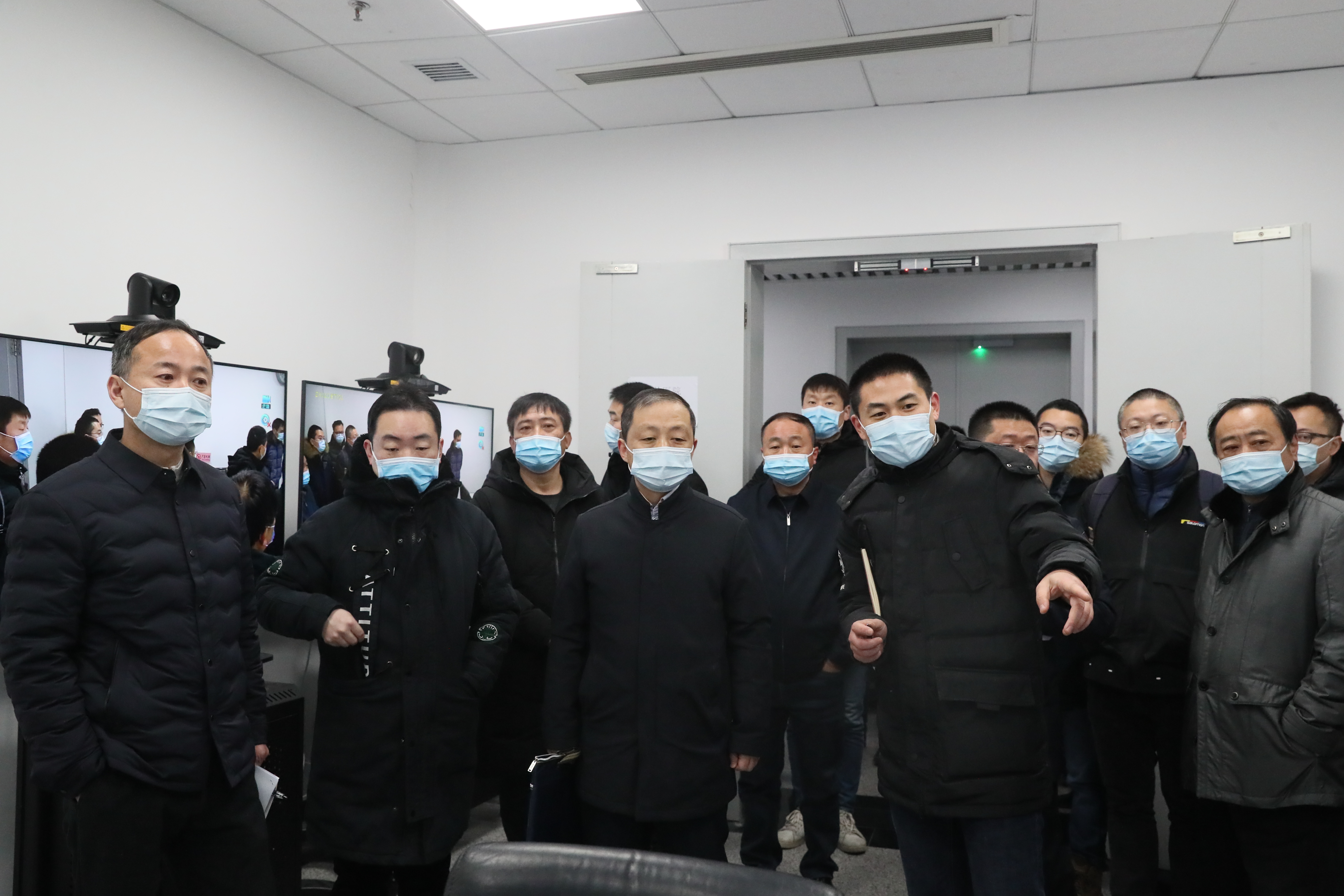 市纪委监委派驻市城建局纪检监察组调研九游体育平战结合改造项目(图5)
