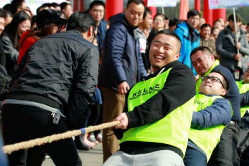 九游体育卫冕全区拔河比赛冠军(图5)