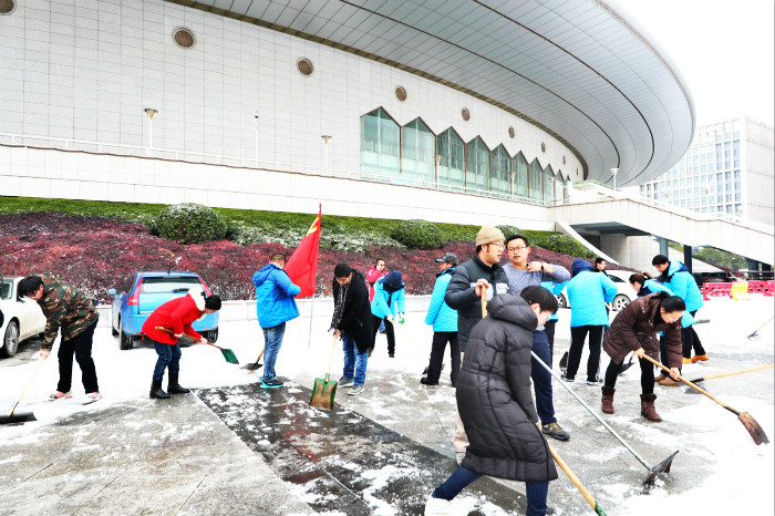 一场雪，九游体育美得不要不要的 但最美的风景还是他们(图8)