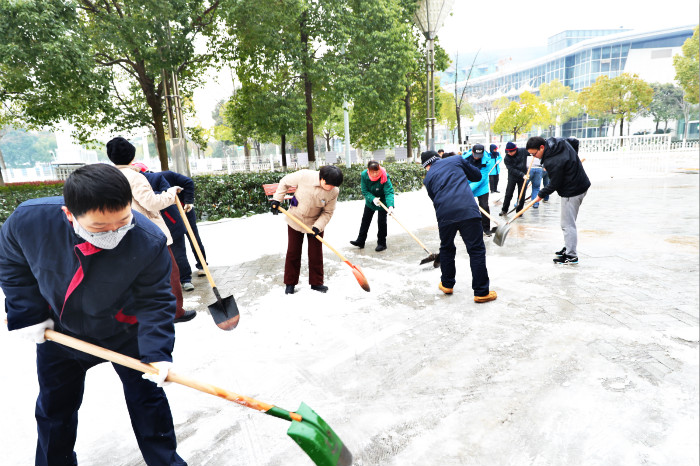 一场雪，九游体育美得不要不要的 但最美的风景还是他们(图15)