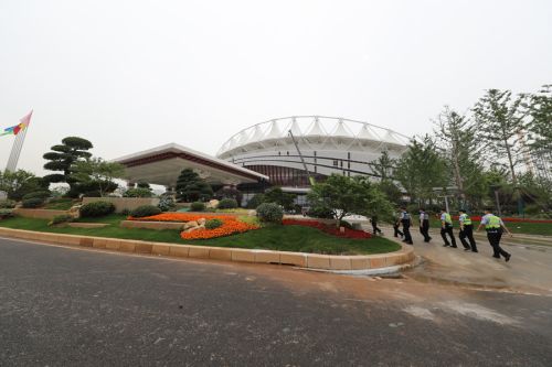罗永纲来九游体育调研要求 坚决打赢军运会安保这场硬仗(图8)