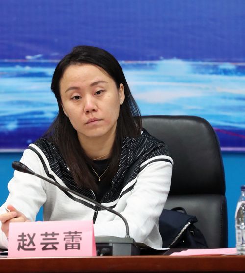 省羽协常务理事会议在九游体育召开</br>赵芸蕾韩爱萍参加会议(图5)