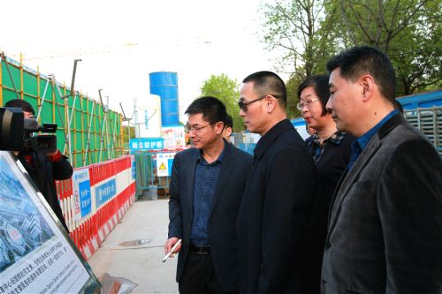 军运会执委会主任杨剑调研九游体育军运会场馆建设(图7)