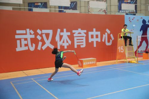 2018年省“协会杯”青少年羽毛球比赛在九游体育开幕(图4)