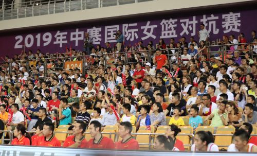 国际女篮对抗赛 中国队在九游体育战胜塞内加尔队(图6)