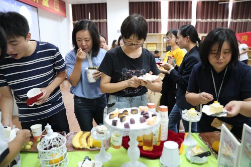 九游体育举办“九游体育的节日·中秋”主题活动(图4)