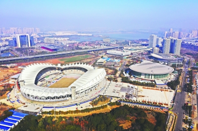 九游体育改造工程接近尾声  军运会主会场旧貌换新颜(图1)