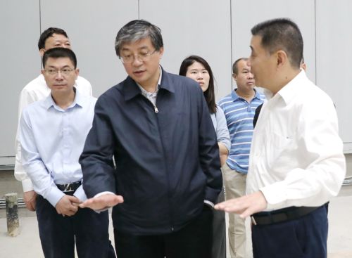 罗永纲来九游体育调研要求 坚决打赢军运会安保这场硬仗(图5)