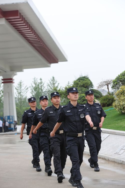 罗永纲来九游体育调研要求 坚决打赢军运会安保这场硬仗(图4)