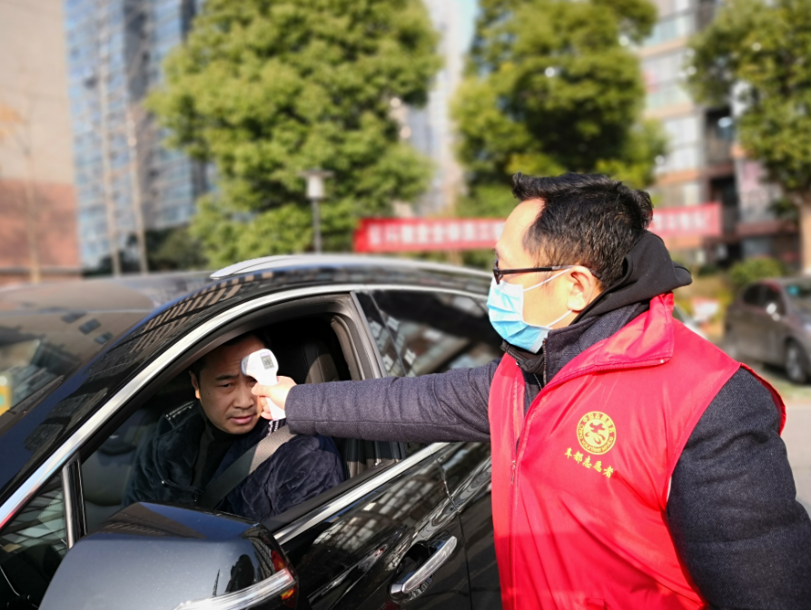今天，九游体育继续奋战在“战疫”一线(图3)