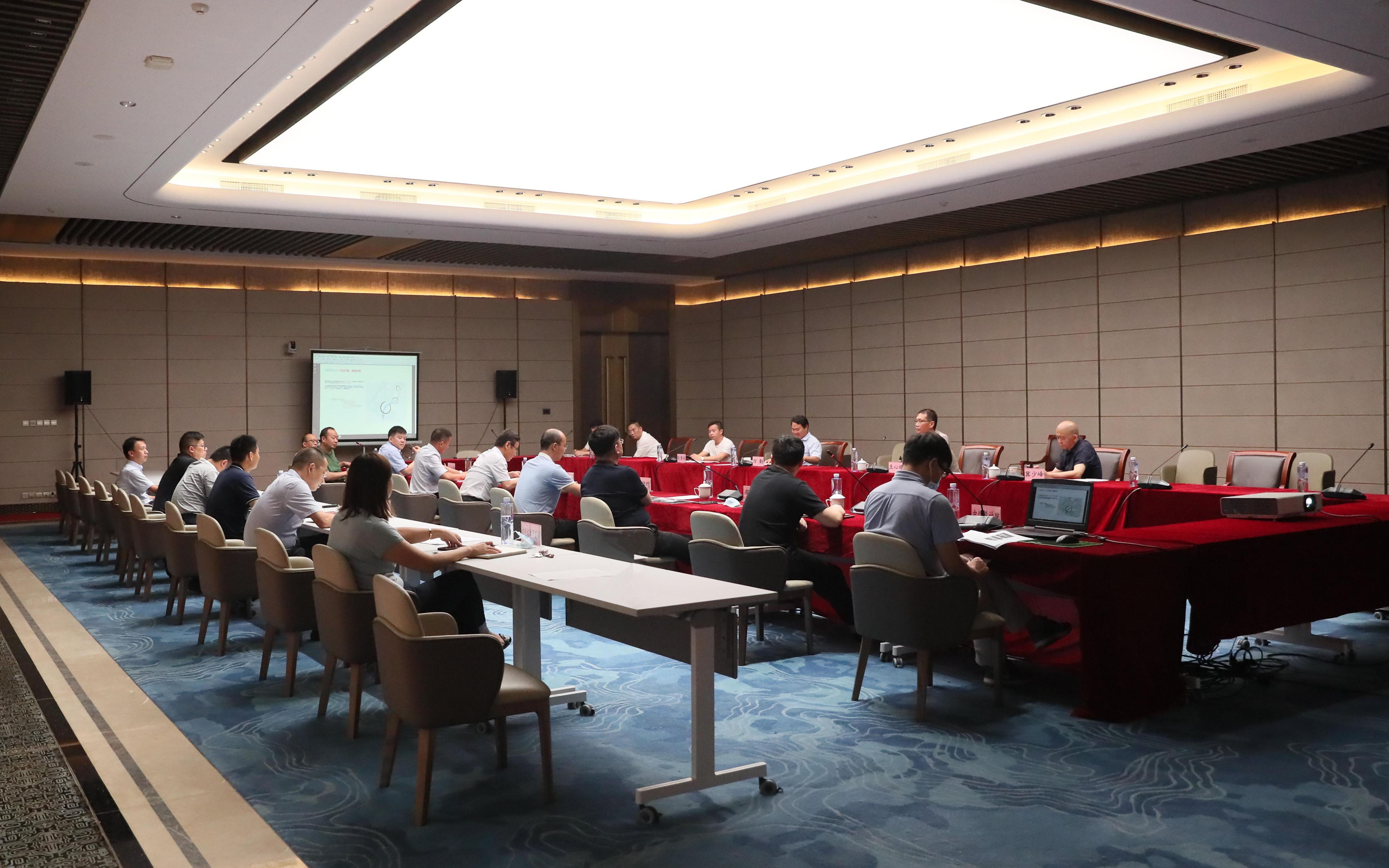 公司召开军运会九游体育博物馆方案专家咨询论证会