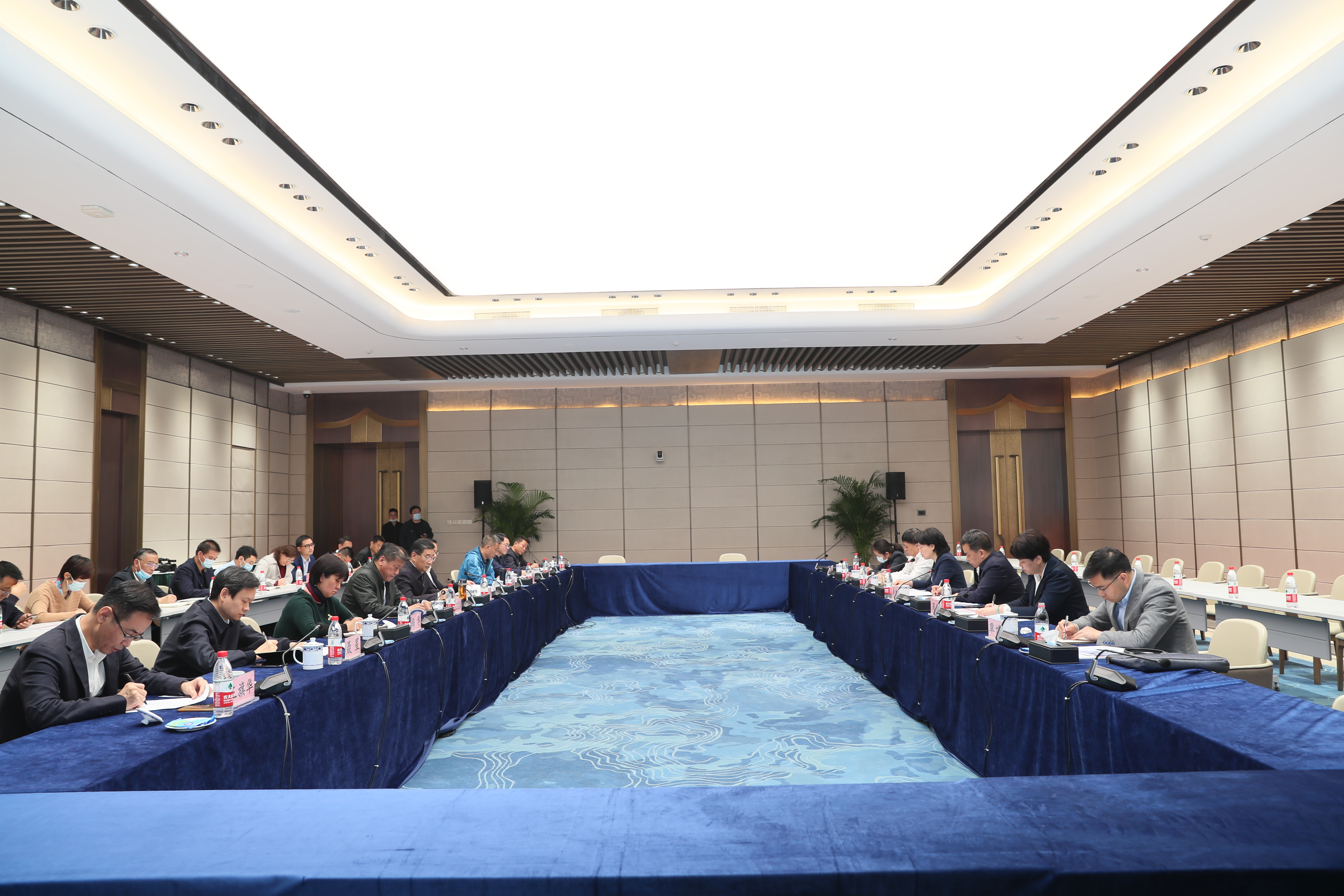 副省长肖菊华来公司调研：九游体育在做好军运会“后半篇文章”中具有标杆意义(图4)